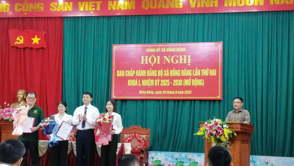 Đảng ủy xã Đồng Đăng tổ chức Hội nghị Ban Chấp hành Đảng bộ xã  lần thứ hai khoá I, nhiệm kỳ 2025-2030 (mở rộng)